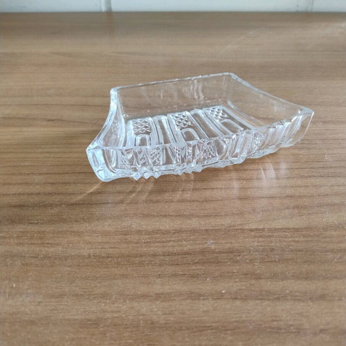 Glass serving dish for nuts or sauce like new