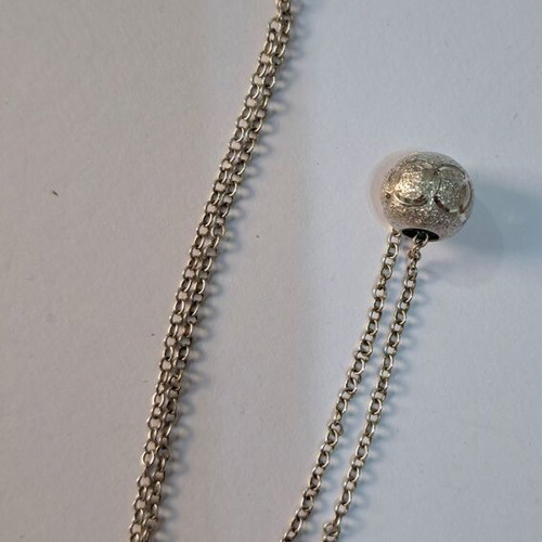 Silver pendant with sphere like new