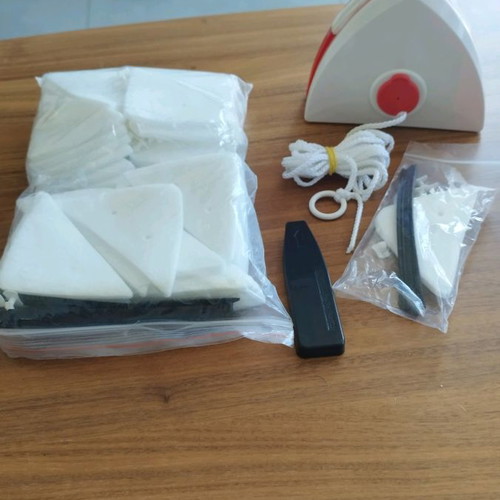Magnetic window cleaner new with spare parts