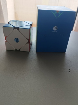 GAN Rubik's Skweb cube