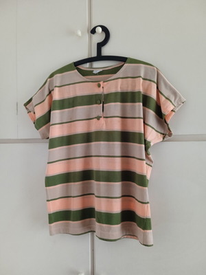 Vintage blouse medium, like new, multicolored