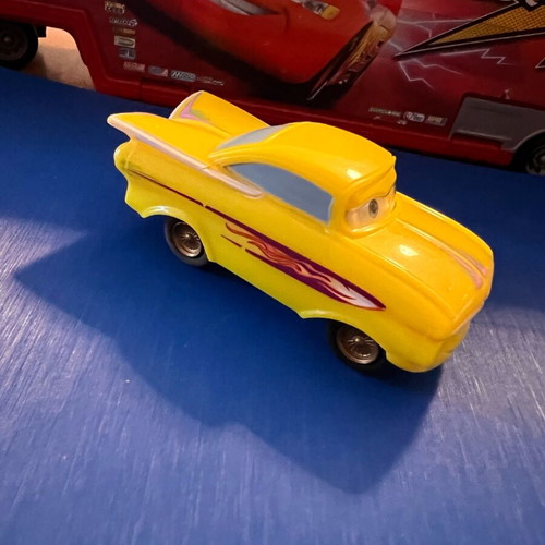 Mattel Disney Pixar Cars Ramone Pullback Motor Series toy car like new