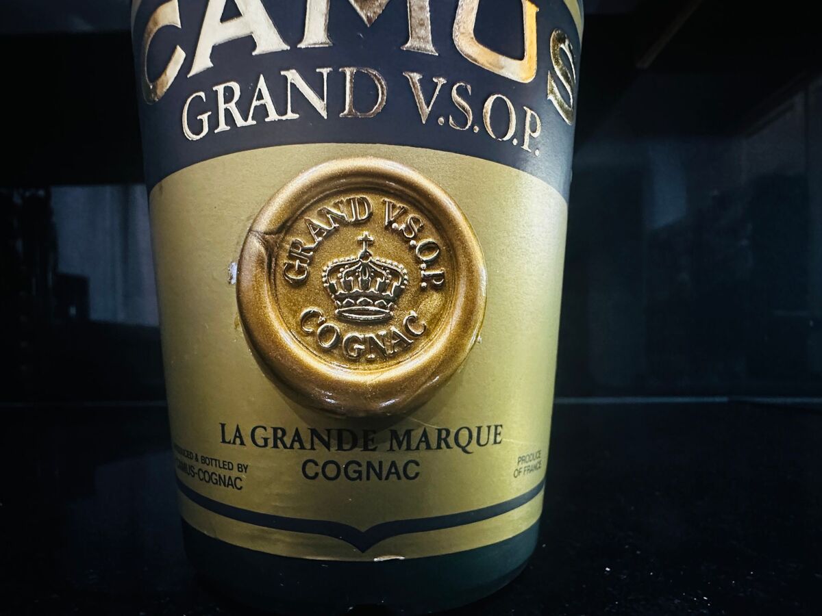 Camus Grand VSOP Cognac 1981 new,… - € 130,00 - Vendora.cy
