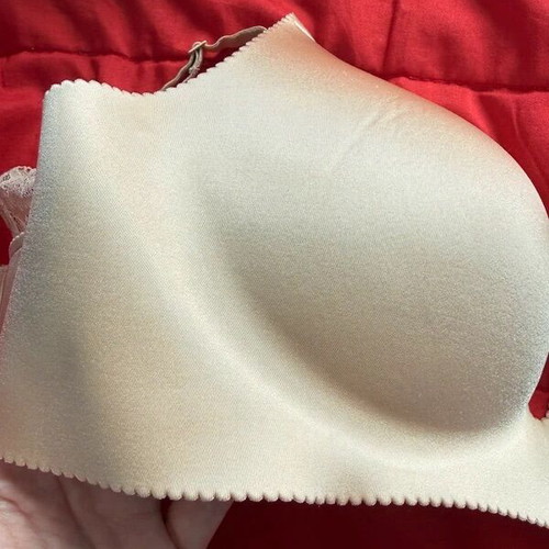 Primark bras 2 pieces 75D new, eggplant and beige colors
