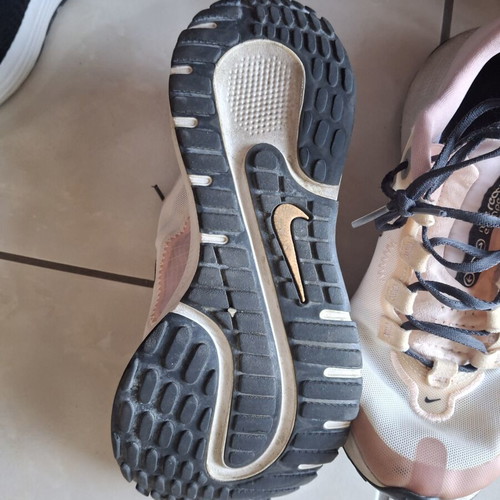 Nike Running Excape shoes used with minor wear, very comfortable
