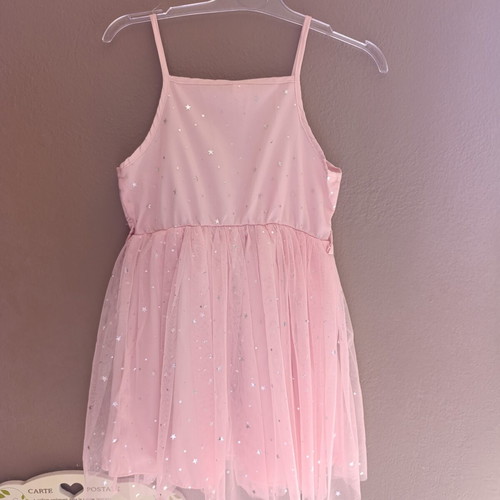 Girls' dress size 7 years like new, pink with silver stars