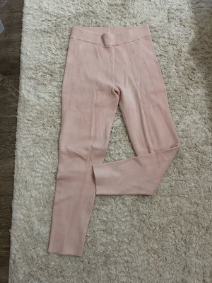 Guess knitted leggings like new, pink, size S
