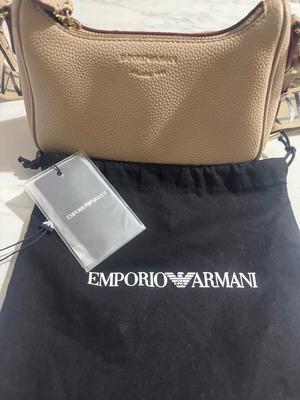 Чанта Emporio Armani - бежова