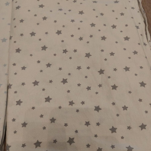 Baby crib sheets with elastic like new for boy