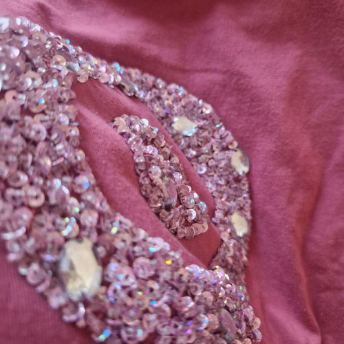 T-shirt with embroidered stras new size M