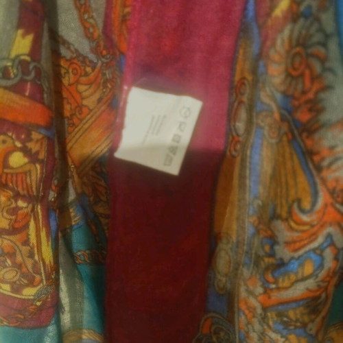 Scarf like new with Boch, 1.90x1.05, polyester