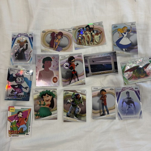Topps Chrome Disney Lot of 95 Cards near mint with Refractors and Inserts