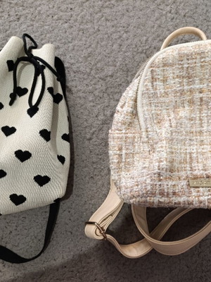 Bags medium size, like new, set of 2, one Migato