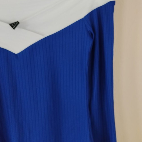 Shein off the shoulder top like new, blue and white, size M