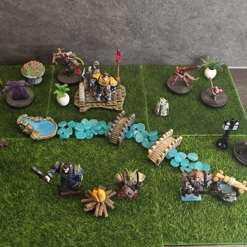 World of Warcraft Mini Figures Set like new with custom battle scenery
