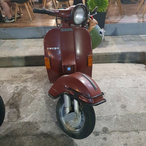 Vespa PX 125 used 1980 model with papers and passed KTEO