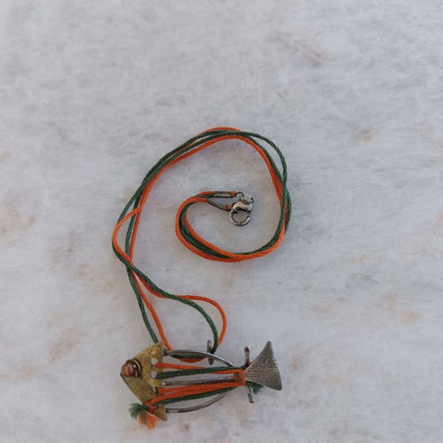 Silver necklace 925 with fish and threads, like new