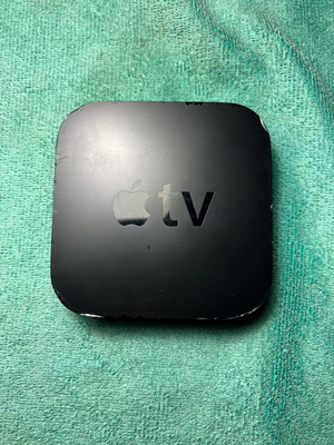 Apple TV A1378 2nd generation used without remote and power cable