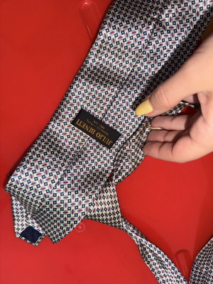 Tie, grey