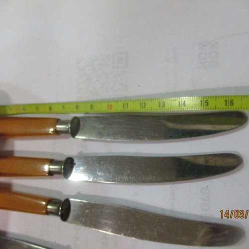 Collectible American knives like new, pack