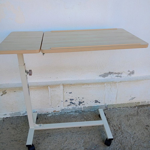 Reclining table for hospital bed like new