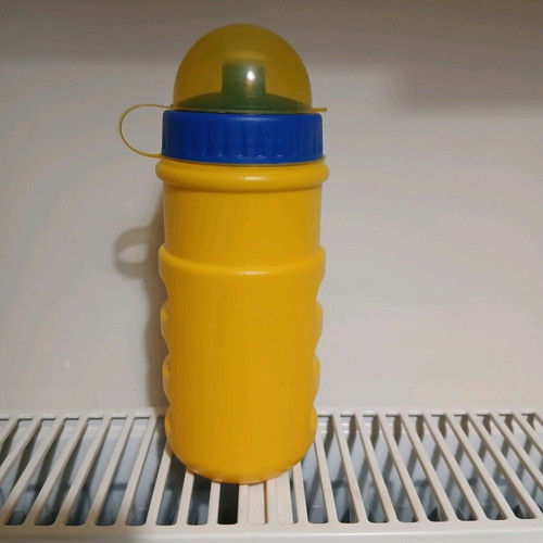 Caotonic water bottle 90s vintage like new