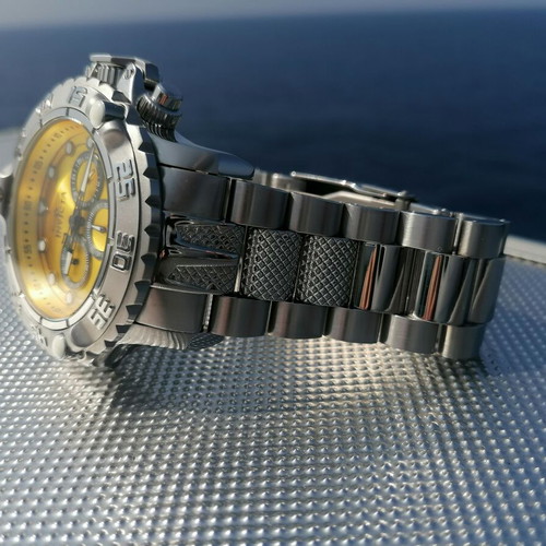 Invicta Subaqua Swiss chronograph new, yellow and silver