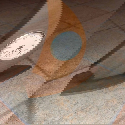 Ξύλινο επιτραπέζιο ρολόι μεταχειρισμένο σε σχήμα βάρκας με πανί 26x30 cm