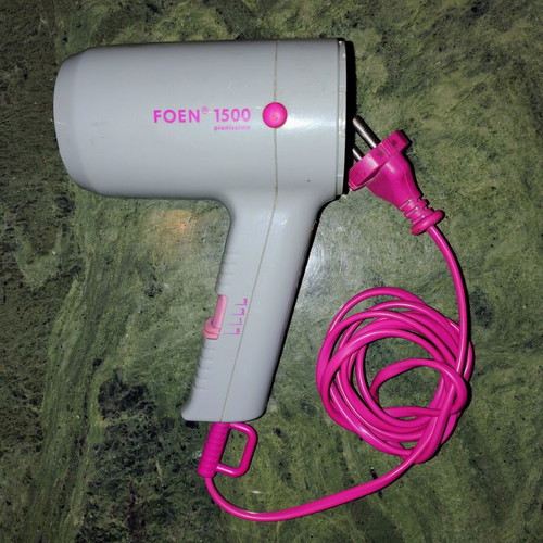 AEG Travel Hairdryer 1500 Watt used, gray with pink cord