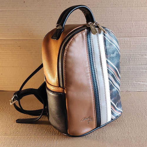 Axel girl backpack bag used, tan and black