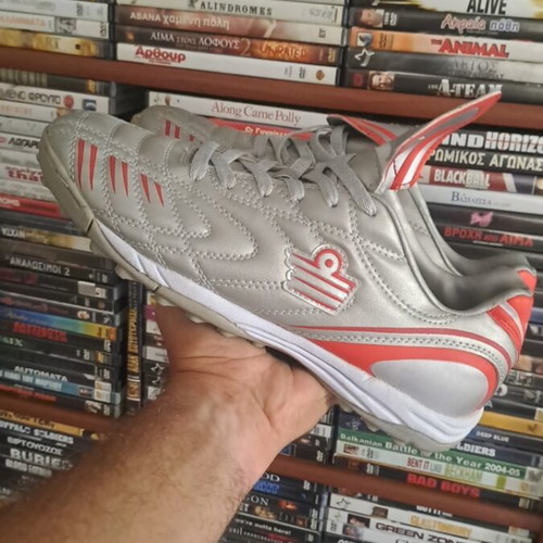 Admiral football shoes size 44, grey and red