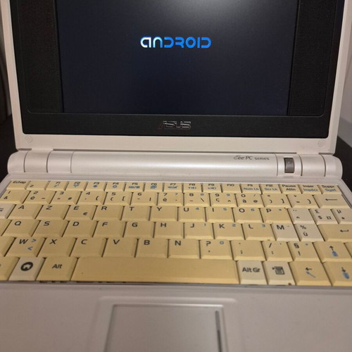 Asus eee PC 4G 1Gb with 16GB SD card Android OS used
