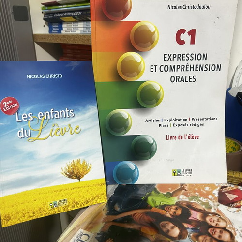 French Learning Book C1 Expression et Compréhension Orales & Les enfants du Lièvre
