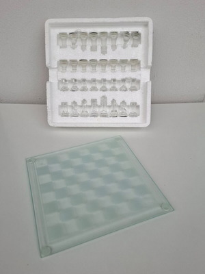 Johnnie Walker collectible glass chess set new with packaging