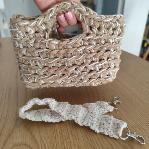Mini crochet handbag new, beige shoulder bag with detachable strap