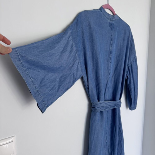 Denim kimono size S like new, blue, dress with side slits and belt