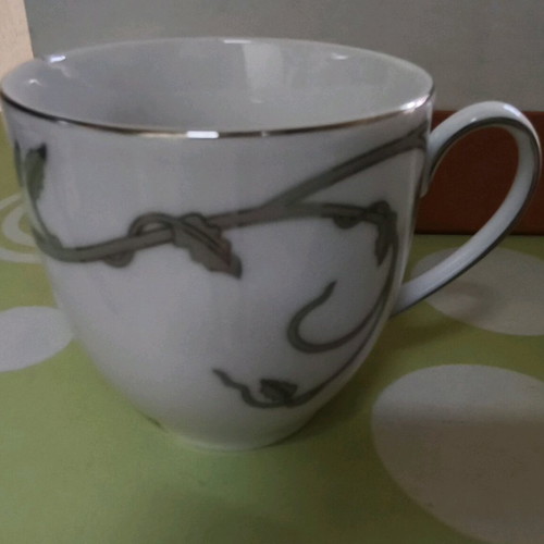 Set of 6 Porcelain Coffee Cups New