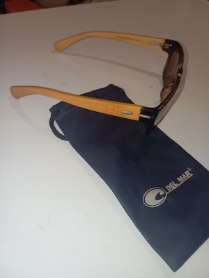 Wooden sunglasses 5119 UV 400 like new, brown lenses