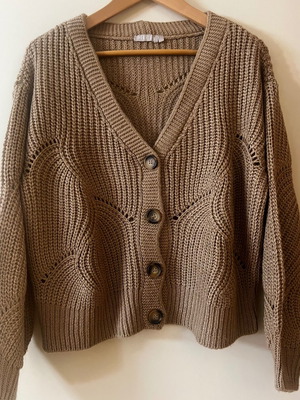 Pieces knitted cardigan used, beige brown, size M