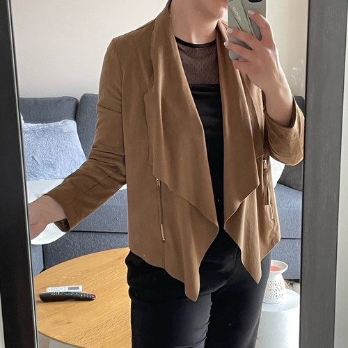 Bershka brown jacket size M like new