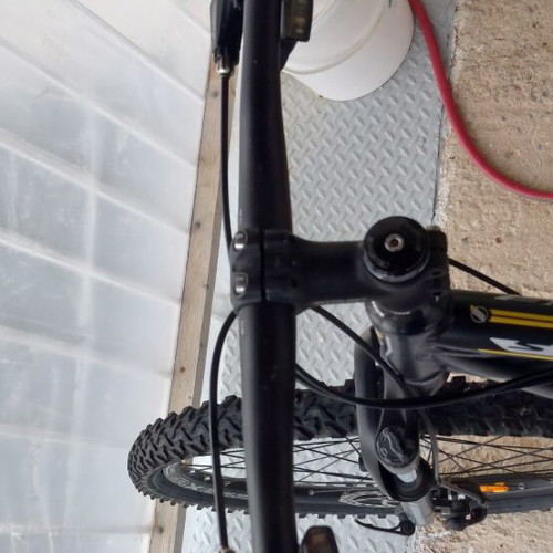 Ideal Strobe Disc 26" Alloy Mountain Bike, 24-speed Shimano
