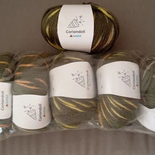 Coriandoli bulky green yarn by Hobbii new