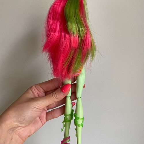 Monster High Venus McFlytrap doll 2012 Swim Class used