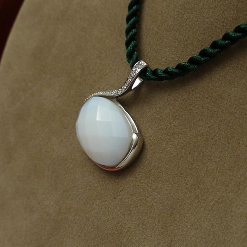 Fashion 925 Silver Pendant with Opal New