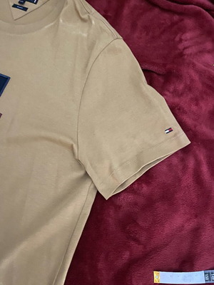 Tommy Hilfiger 3XL beige t-shirt like new