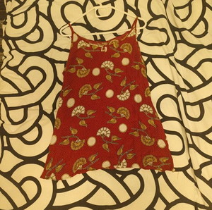 Summer top size L red