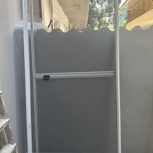 Aluminum door opening insect screen like new, 1.03x2.15 m