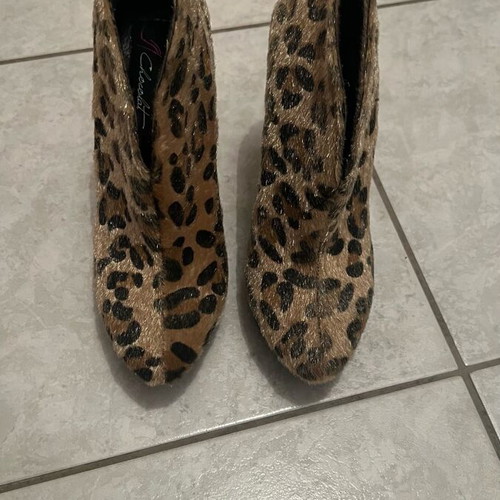 Stefania leopard print ankle boots new, size 38, 11cm heel
