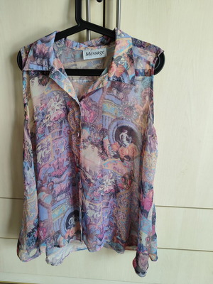 Sleeveless shirt like new with beautiful colorful design XXL-XXXL