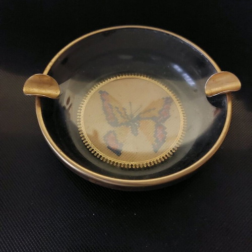 Ashtray with handmade embroidery used